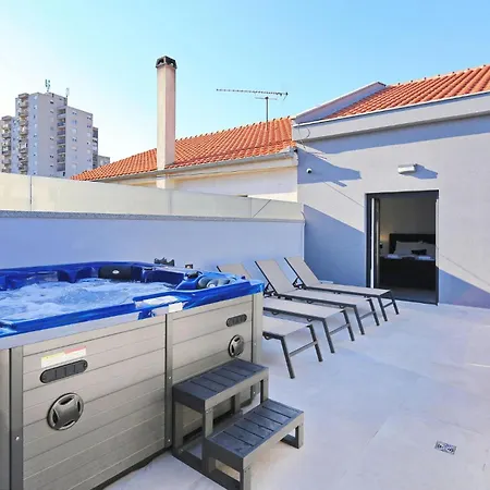 Amazing In With Wifi Zara