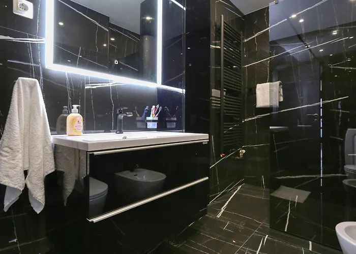 Amazing In With Wifi Apartment