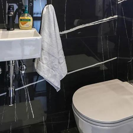 Amazing In With Wifi Apartman Zadar