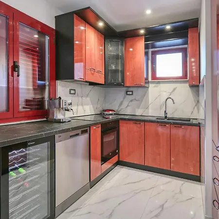 Amazing In With Wifi Apartment