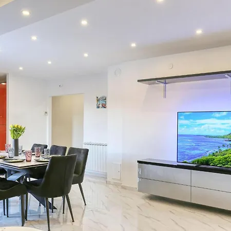 Amazing In With Wifi Apartment Zadar